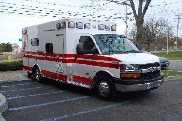 braun-ambulance-6580-004-600x400_c